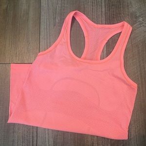 Lululemon run swiftly tank